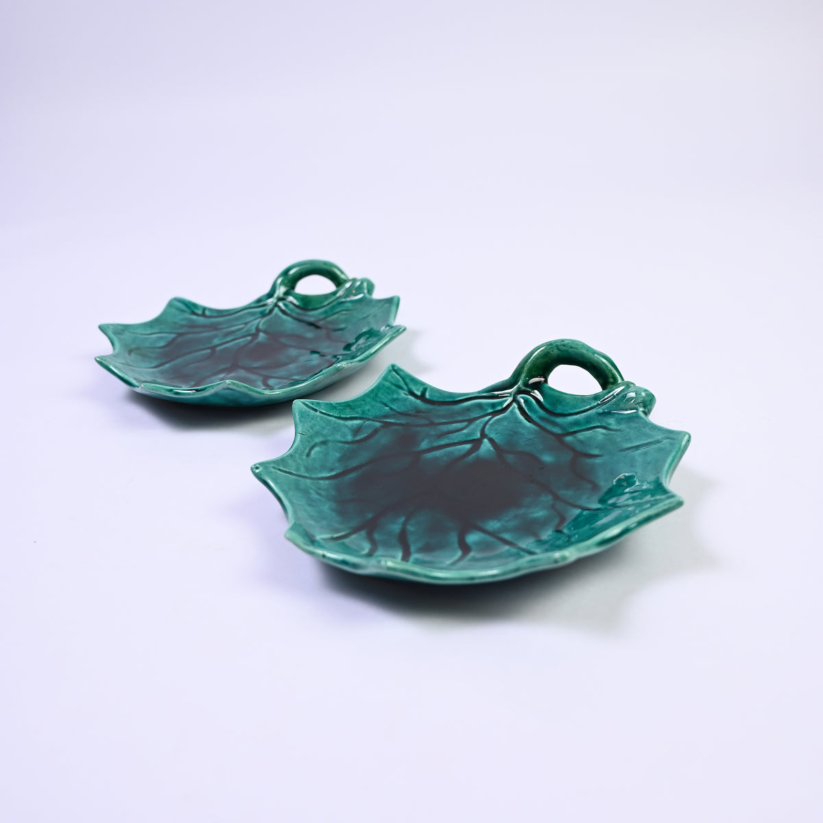 Leaf Serving Dishes