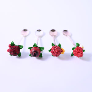 Vintage Boxed Set of 4 silver Berry Spoons