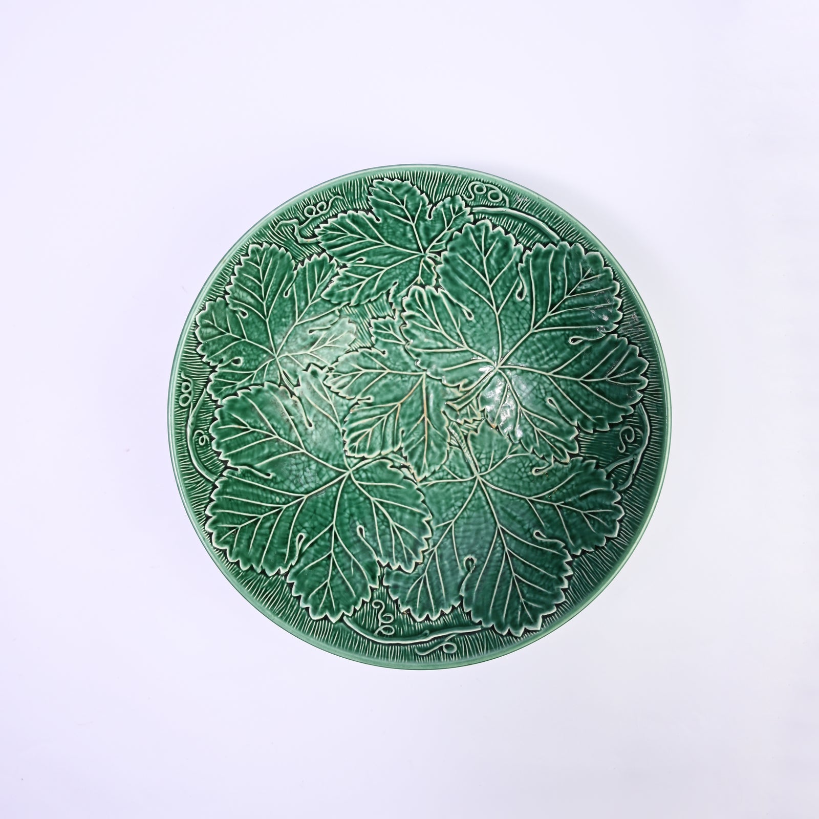 Wedgewood Green Leaf Large Bowl