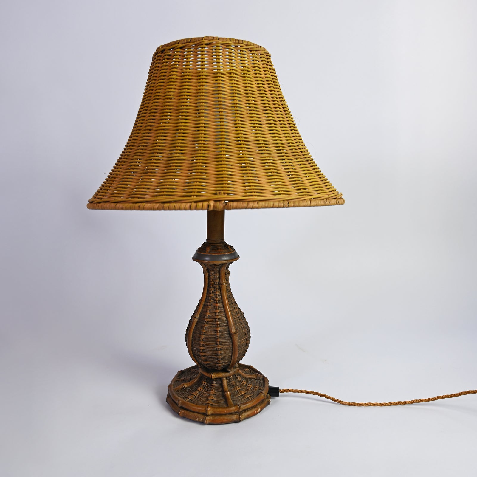Wicker Lamp and lampshade