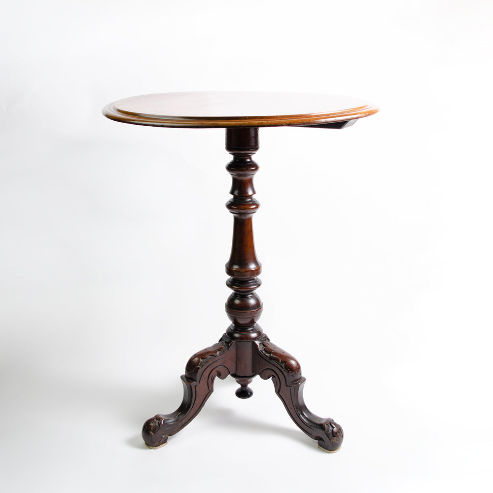 Elegant Georgian Mahogany Wine Table