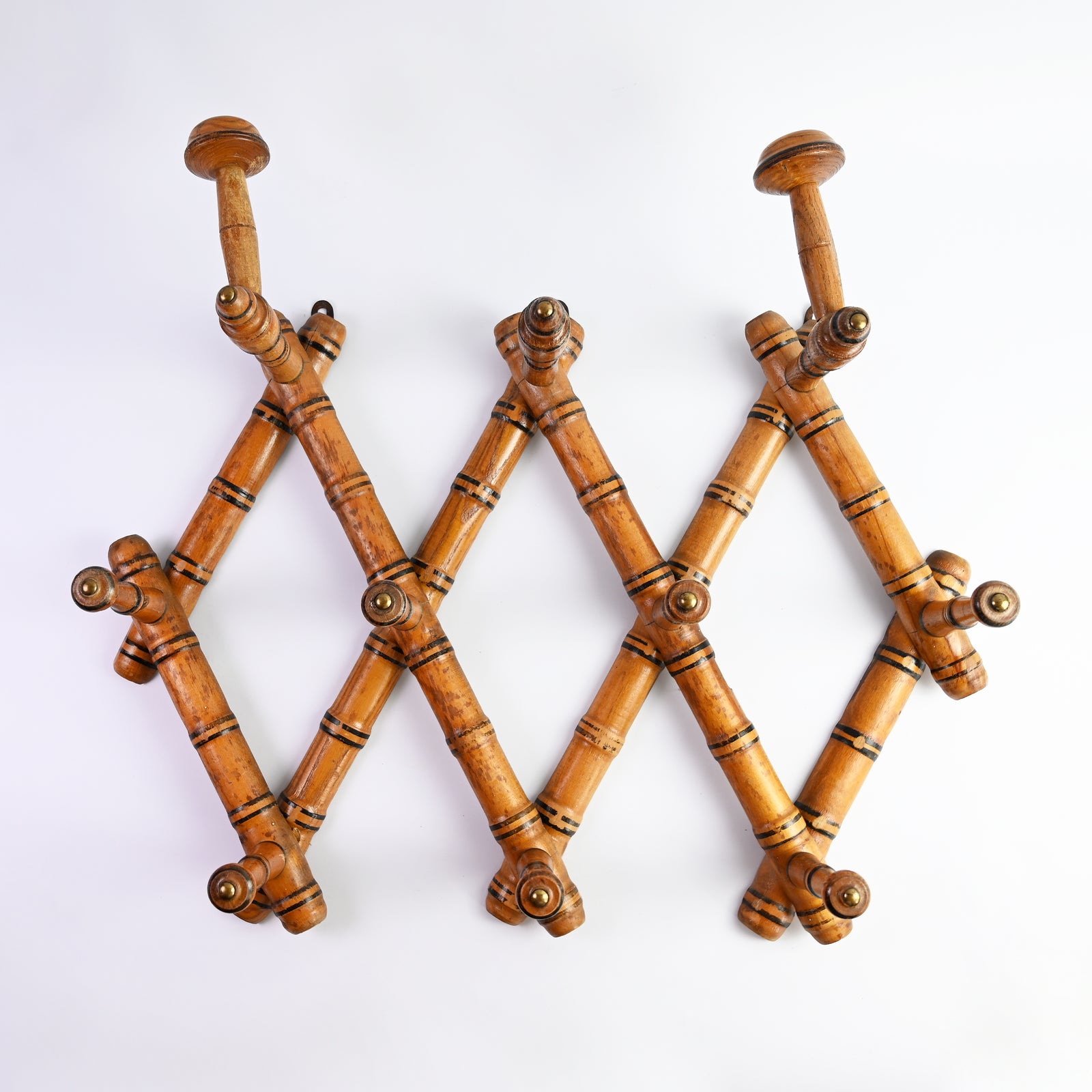 Bamboo Concertina Coat Rack