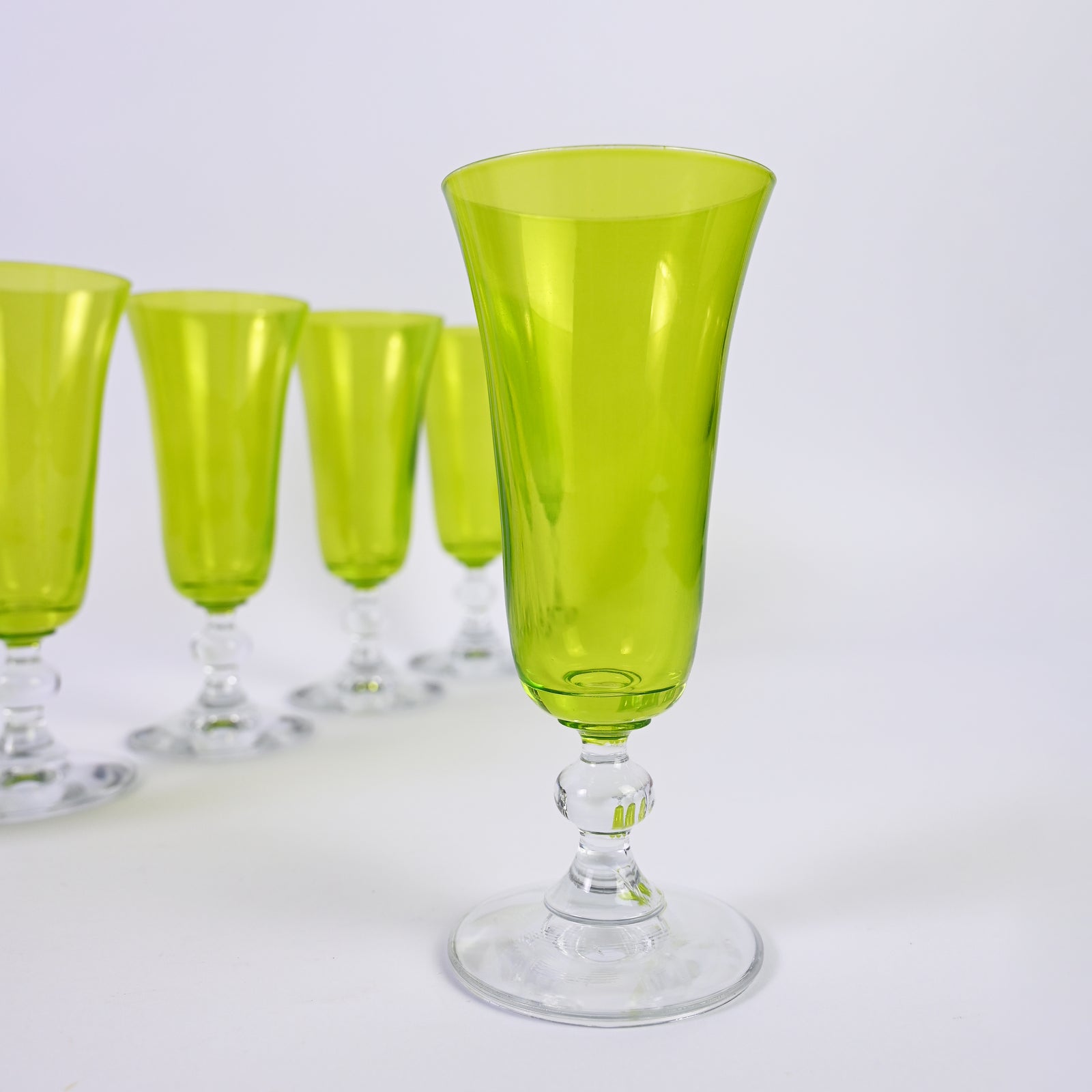 Uranium Green Wine Glass Set