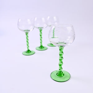 Set of 4 green twist glasses