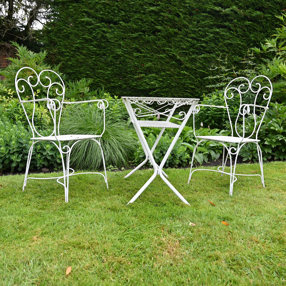 White Iron Bistro Set