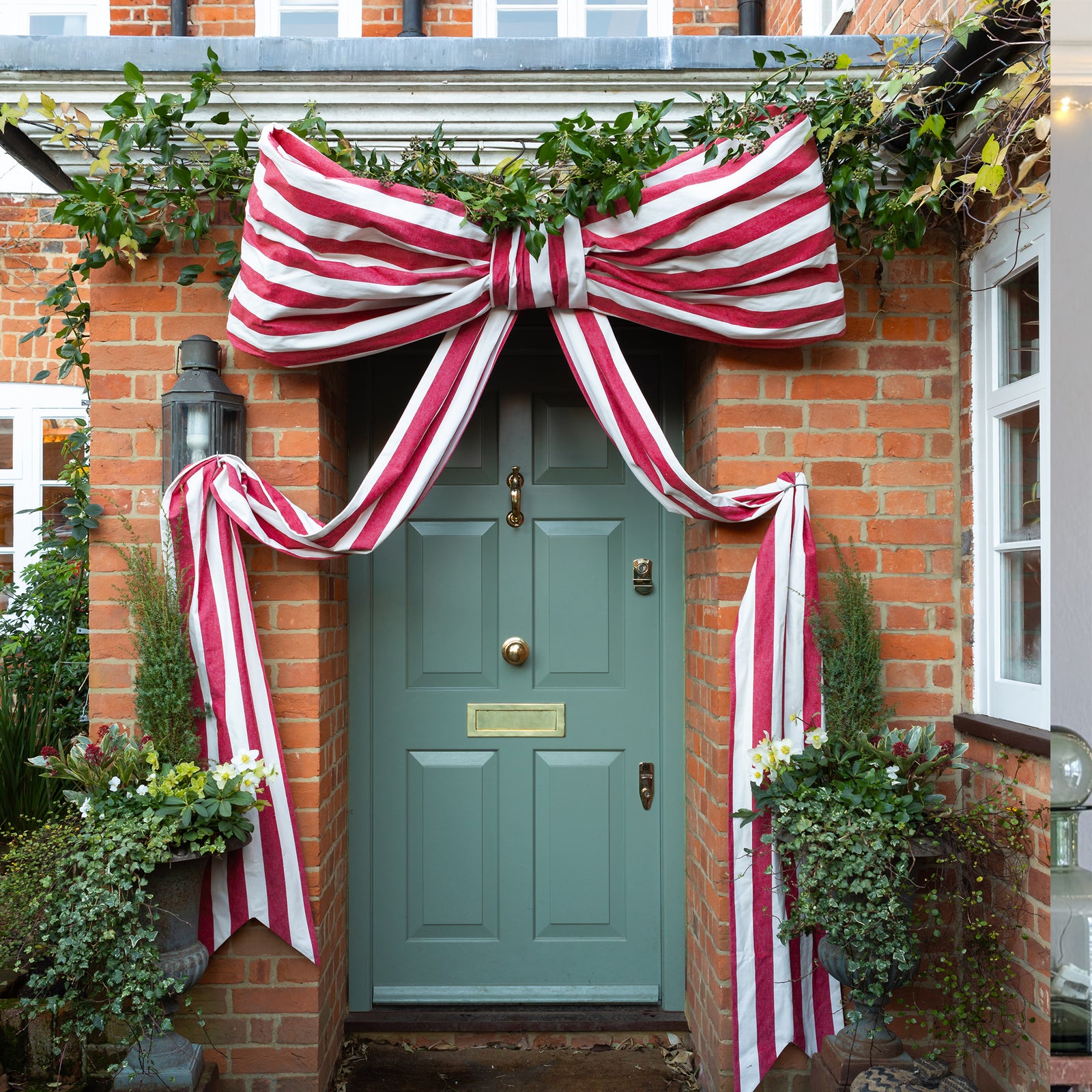 Ginormous Door Devon Stripe Peony Bow