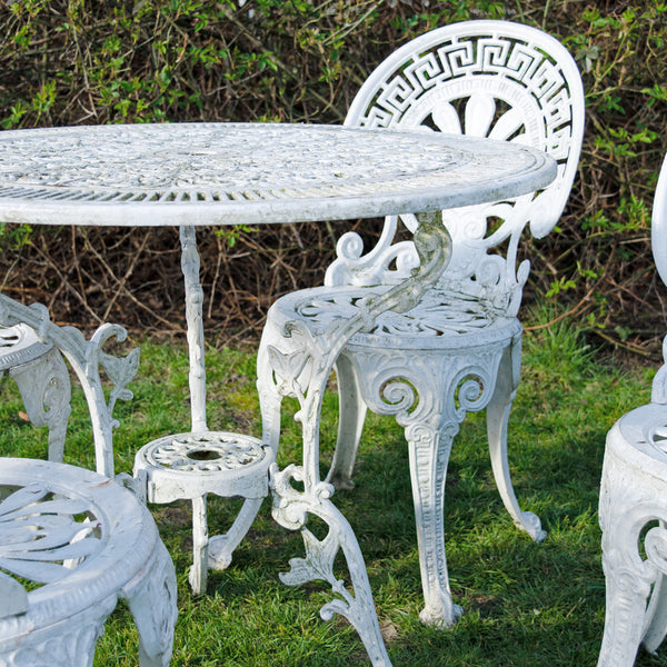 Vintage Garden Table and Chair Set - Rock the Heirloom